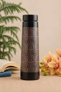 ขวดน้ำทองแดงตีลาย ดีไซน์มินิมอล พกพาสะดวก - Product Image 4