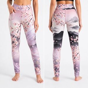 Pantalones de Yoga con Estampado Artístico de Paisaje de Flores de Cerezo Orientales, Leggings Deportivos Sublimados que Absorben la Humedad para Mujer - Product Image 1