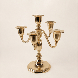 Elegante Centro de Mesa para Boda, Candelabro de 5 Brazos, Portavelas de Metal con Acabado Dorado para Decoración de Fiestas y Eventos - Product Image 1