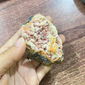 หินแร่เรียลการ์สีส้มและชมพูธรรมชาติแบบหยาบ สำหรับสะสม ตกแต่ง หรือใช้เป็นหินบำบัด - Product Image 3