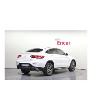 Mercedes-Benz GLC300e 4MATIC Coupé Modèle Mars 2023 avec 66 121 km, Boîte Automatique, Sièges en Cuir, Volant à Gauche, Caméra Arrière - Product Image 2