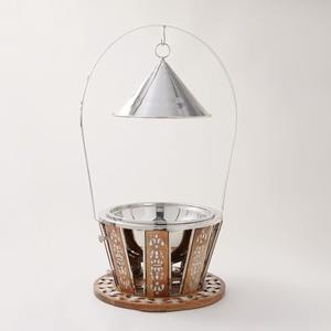 Plat à réchaud moderne en acier inoxydable avec incrustation en bois et couvercle conique suspendu, pot rond pour buffet, chauffe-plats pour hôtels et restaurants - Product Image 1