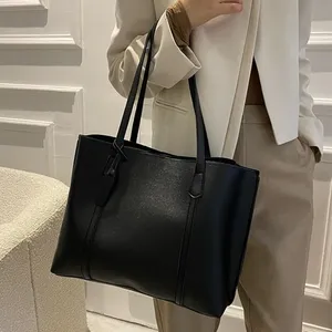 Bolso Tote Negro Minimalista de PU con Correas para el Hombro, Parte Superior Abierta, Bolso Casual para Mujer, Uso Diario, Gran Capacidad, Diseño Elegante - Product Image 1