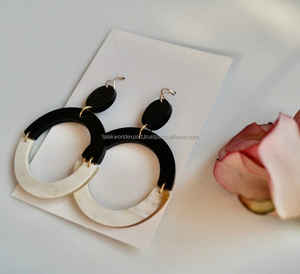 Último diseño vaca cuerno de buey hecho pendiente cuerno de búfalo pendiente joyería elegante Natural personalizar tamaño diseño joyería pendientes - Product Image 1