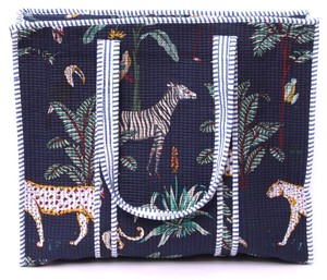 Bolso tote acolchado azul marino con estampado de jungla, hecho a mano, de algodón, con estampado de safari, bolso de hombro, bolso de compras con estampado de vida silvestre, bolso de viaje, bolso de playa - Product Image 4