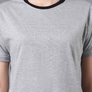 เสื้อยืดคอกลมผ้าฝ้ายผสมใยไผ่สำหรับผู้หญิง สไตล์ลำลองใส่สบาย เหมาะกับฤดูร้อน ดีไซน์เรียบง่าย ระบายอากาศได้ดี ผลิตในประเทศปากีสถาน - Product Image 3