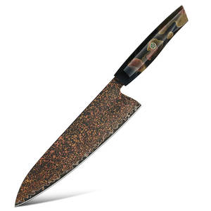 Couteau Gyuto en cuivre damasé artisanal avec manche en bois naturel pour la découpe professionnelle de la viande et la performance culinaire - Product Image 2