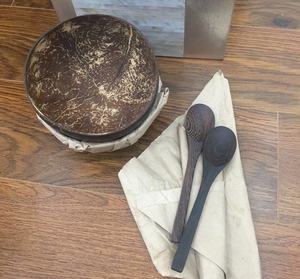 ชุดชามมะพร้าวพร้อมช้อนเสิร์ฟ ราคาประหยัด สำหรับไอศกรีม ของหวาน ข้าว ของว่าง ถั่วต่างๆ จากเวียดนาม - Product Image 4