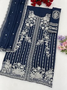 Traje de Algodón Azul Marino Bordado para Mujer con Dupatta, Atuendo Tradicional Indio-Pakistaní, Ropa Casual, Corte Holgado, Largo hasta el Tobillo - Product Image 2