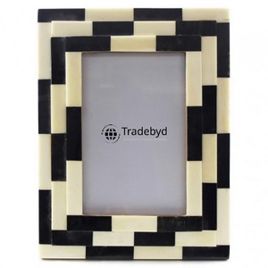 Marco de Fotos Creativo de Lujo Hecho a Mano con Incrustaciones de Hueso, Acabado Brillante, Diseño Ligero para Mesa, por Tradebyd - Product Image 6