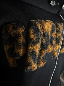 Sudadera con Capucha de Diseño Exclusivo para Hombre, Talla Grande, Ecológica, Transpirable, con Pantalla Completa y Edición por IA - Product Image 5