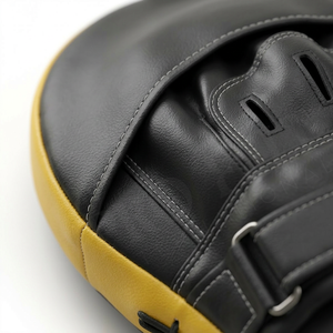 Guantes de Entrenamiento de Diseño Exclusivo para Boxeo y Artes Marciales, Almohadillas Curvas con Protección Multicapa y Correa de Muñeca Ajustable - Product Image 4