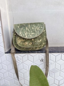 Bolso de Mano de Cuero Metálico de Alta Calidad para Mujer, Bolso Bandolera Estilo Bohemio, Cuero Auténtico, Vintage, Hecho a Mano, con Correa de Hombro - Product Image 5