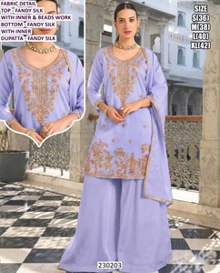 Traje de Diseñador Gulika Bandhani Tradicional Indio de Seda y Chinon, Largo hasta el Suelo, Corte Regular, de Secado Rápido para Mujer, para Bodas y Fiestas - Product Image 1