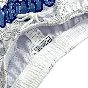 Shorts de Verano con Bolsillos Laterales con Cremallera, para Uso Diario, Sublimados, Diseño NY, Totalmente Estampados, de Malla, Estilo Urbano, Gran Venta - Product Image 5