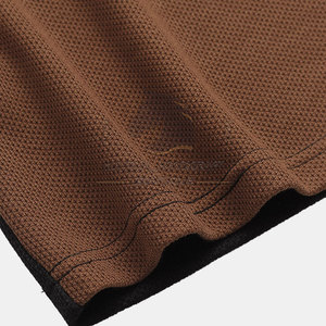 Diseña tu propia camiseta de color contrastante con cuello redondo para hombre, camiseta estilo streetwear para hombre - Product Image 5