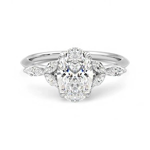 Anillo de Compromiso de Oro Blanco de 14K con Diamante Cultivado en Laboratorio de Corte Ovalado de 2.80 CT, con Piedras Laterales Marquise y Diseño Floral de Hojas - Product Image 4