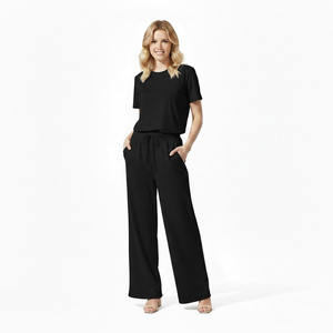 Conjunto de punto cómodo para mujer, estilo urbano de verano, top de manga corta y pantalones anchos con cordón, dos piezas informales. - Product Image 4