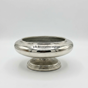 กระถางดอกไม้ทรงรีโลหะทันสมัย ทำด้วยมือขัดเงาจากอะลูมิเนียมสีเงิน สำหรับตกแต่งสวน พร้อมพิมพ์ลายตามสั่ง - Product Image 1