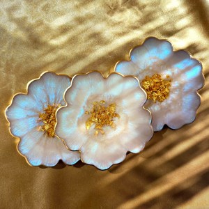 Luxury Resin Flower Shape <b>Coaster</b> Perfect For Elegant <b>Table</b> Styling Dining Areas Guest Serving Setup And Gifting Purpose - Product Image 5
