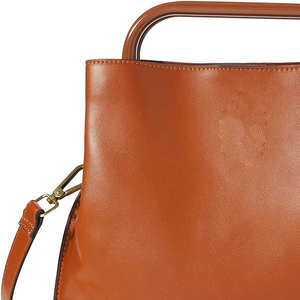 กระเป๋าถือหนัง PU คุณภาพสูงขนาดใหญ่สำหรับผู้หญิง ดีไซน์ทันสมัยไม่ซ้ำใคร กระเป๋าสะพายไหล่ ผลิตโดย RIMZA INDUSTRIES - Product Image 3