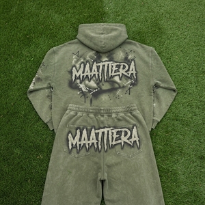 Conjunto Deportivo de Dos Piezas para Mujer, Sudadera con Capucha Extra Grande Color Verde Oliva y Pantalones Deportivos Anchos, Estilo Urbano - Product Image 5