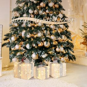 Set di 3 Scatole Regalo Luminose Natalizie con Spina, Illuminazione LED Festiva per Decorazioni Natalizie - Product Image 2