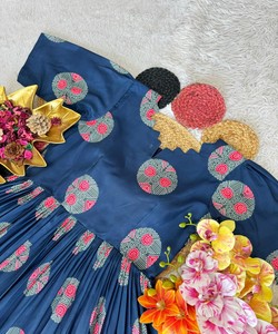 NOUVELLE ARRIVÉE - ROBE EN COTON IMPRIMÉ POUR LE TRAVAIL - VÊTEMENT ETHNIQUE POUR USAGE QUOTIDIEN - PRIX DE GROS - BLEU PASTEL - Product Image 2