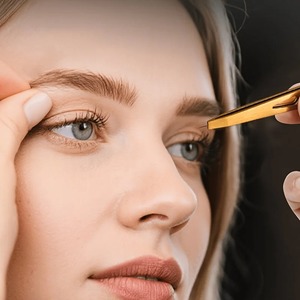 Juego de 4 Pinzas para Cejas de Acero Inoxidable Personalizadas, con Punta Recta Chapada en Oro, Precisión, Durabilidad y Estilo de Lujo - Product Image 5