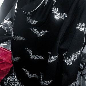 Sudadera personalizada con pedrería brillante, forro polar cálido, elegante, a la moda, para invierno, estilo urbano, cómoda y acogedora. - Product Image 6