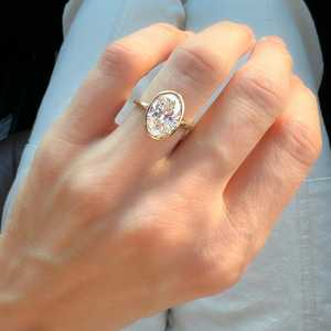 Bagues de fiançailles en diamant 4 carats, taille ovale, cultivées en laboratoire, serties clos, solitaires minimalistes, pour usage quotidien, bijoux de mariage en or massif 14K 18K - Product Image 2