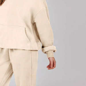 Ensemble survêtement femme 2 pièces en laine sur mesure avec logo, sweat à capuche et pantalon de jogging 100% coton, vêtements de sport - Product Image 6