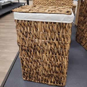 Panier à linge en jacinthe d'eau à vendre, fait à la main, panier de rangement et à linge tout usage en jacinthe d'eau avec couvercle - Product Image 2