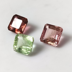 พลอยทัวร์มาลีนแซมเบียสีพาสเทลหลากหลายขนาด 7x7 มม. น้ำหนัก 5.0 กะรัต รูปทรงมรกต ชุด 3 ชิ้น แบบเม็ดเดี่ยว - Product Image 3
