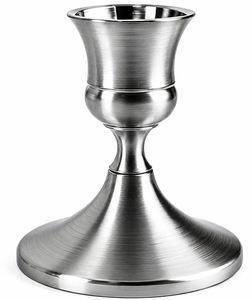 Candelabro de Acero Inoxidable con Base Redonda, Decoración para el Hogar - Product Image 1