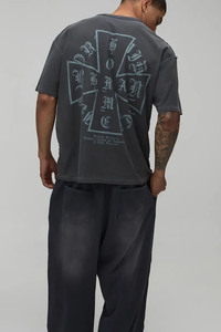 Camiseta gráfica oversize vintage con efecto lavado, camiseta streetwear oversize, camiseta con lavado ácido, camiseta con gráfico de cruz, estampado gótico - Product Image 3