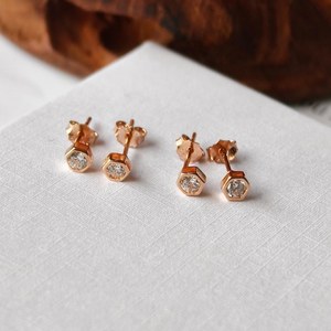 Boucles d'oreilles clous hexagonales en argent sterling 925 plaqué or rose 14 carats avec zircon, bijoux élégants pour femmes, cadeau - Product Image 5
