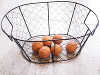 Panier à œufs en fil métallique noir, style rustique, campagnard chic, ferme, antique, cuisine française minimaliste moderne