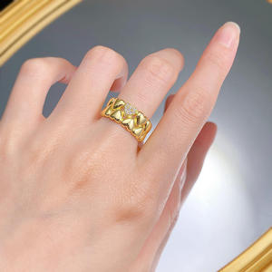 Bague de mariage unisexe en or jaune 14 carats massif, diamant taille ovale, style hip-hop, certifiée IGI, AMBER JEWELS - Product Image 2