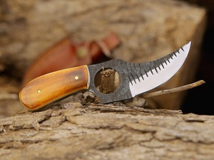 Cuchillo de caza con hoja de acero de alto carbono de punta recta dentada, mango de acero, funda de hueso, OEM personalizado, 1 hoja incluida - Product Image 2