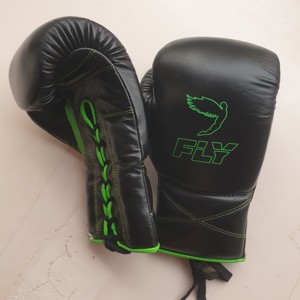 Guantes de Kick Boxing MMA Hechos a Medida, 100% Cuero Vacuno, con Cordones, para Entrenamiento Profesional - Product Image 3