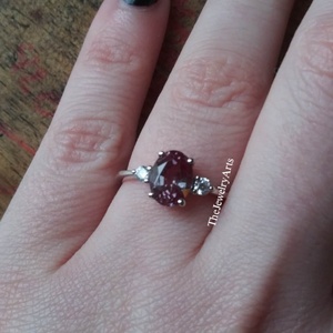 Bague de mariage en alexandrite à changement de couleur, bague en argent sterling avec halo d'alexandrite, bague de fiançailles, pierre de naissance de juin, bague de promesse pour elle - Product Image 2