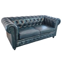 Canapé Chesterfield 2 places de style vintage en cuir véritable avec un design capitonné profond et des pieds en bois, canapé compact pour salon