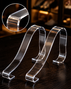 Soportes Acrílicos Modernos Personalizados para Exhibición de Zapatos, Insertos Elevadores para Sandalias, Optimizan Exhibiciones en Tiendas y Organizan Armarios - Product Image 4