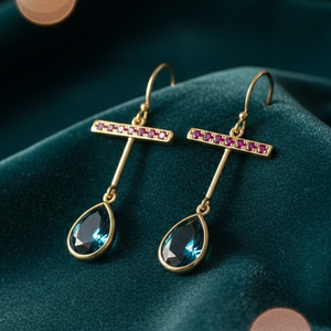 Pendientes de Plata de Ley 925 con Baño de Oro de 18K y Gema de Pera Hidroeloxilada Azul con Circonita Roja, Pendientes de Diseño Hechos a Mano para Mujer - Product Image 2