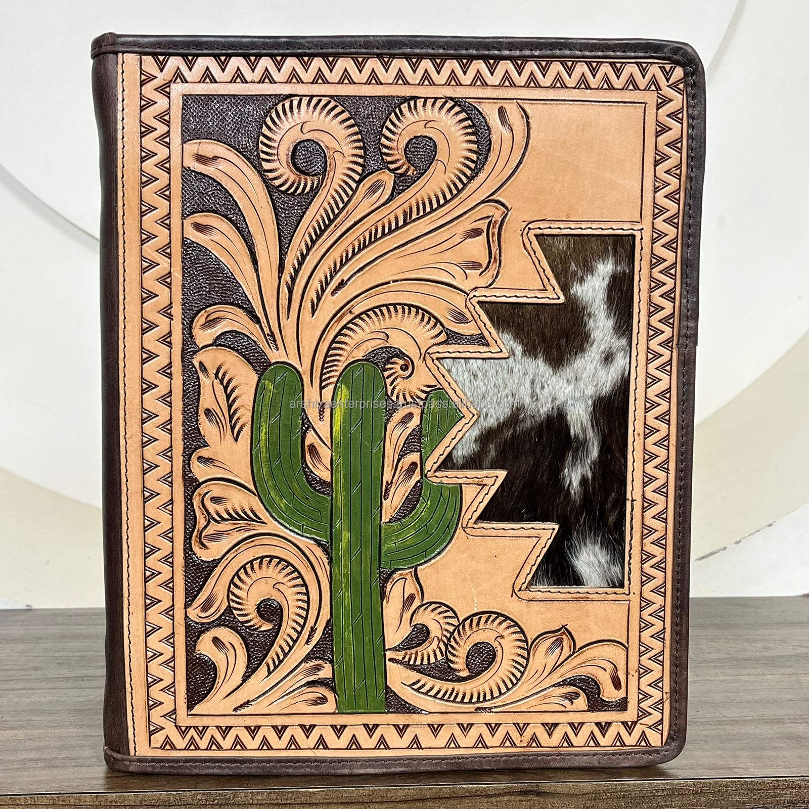 สีน้ำตาล