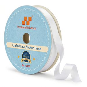 Ruban en satin blanc double face de 12 mm en gros pour la décoration de mariage, les boîtes de dragées, les bouquets, les nœuds pour cheveux et les travaux manuels de couture - Product Image 2