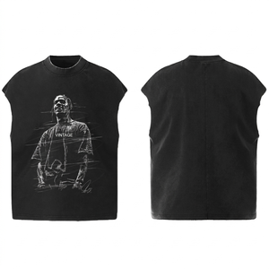 Camiseta sin mangas para hombre, de algodón 100%, de cuello simulado, de secado rápido, con estampado gótico, de corte regular, de gramaje alto, estilo musculoso. - Product Image 2