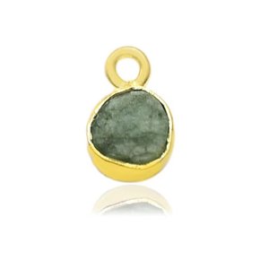 Colgante de Esmeralda Natural en Bruto con Baño de Oro Electroplacado, Amuleto de Cristal con Engaste Individual, Joyería de Piedra de Nacimiento - Product Image 4