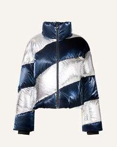 Chaqueta de invierno acolchada personalizada para mujer, ropa informal premium para exteriores, a prueba de viento, con cierre de cremallera y bolsillos laterales. - Product Image 6